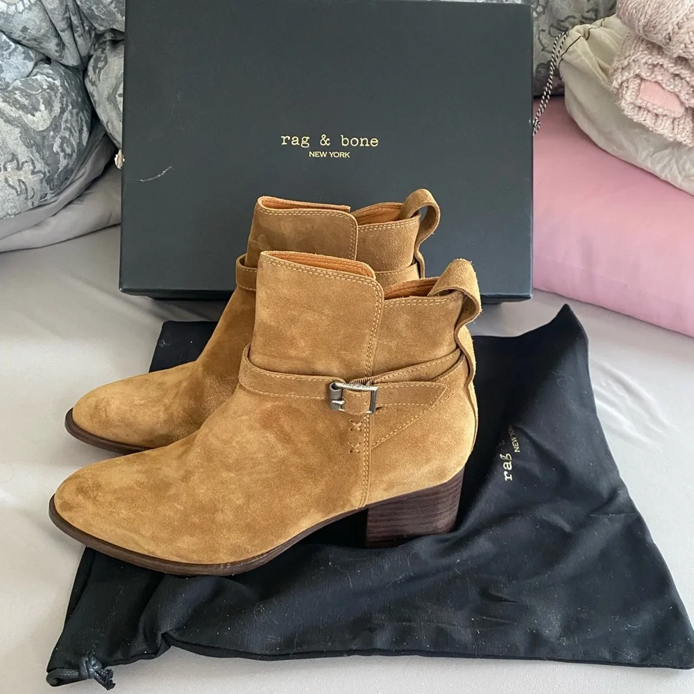 Rag & Bone Walker Boots in brown Suede! 7.5 EUC - Picture 1 of 8